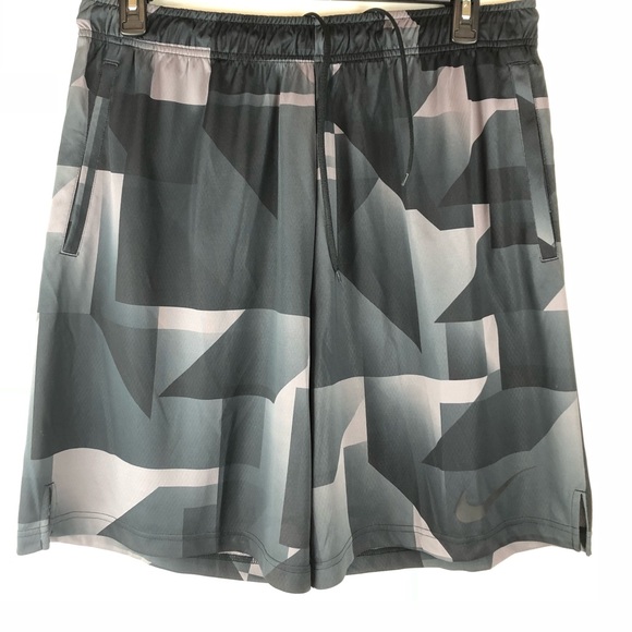 NWT Nike Shadow Grating Short XXL - Picture 1 of 5